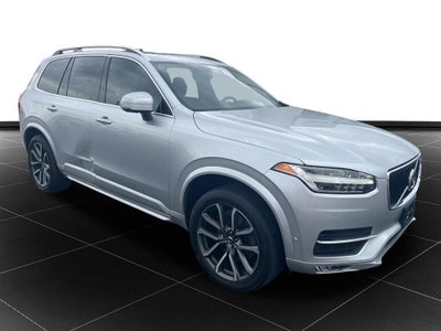 2017 Volvo XC90 T6 Momentum