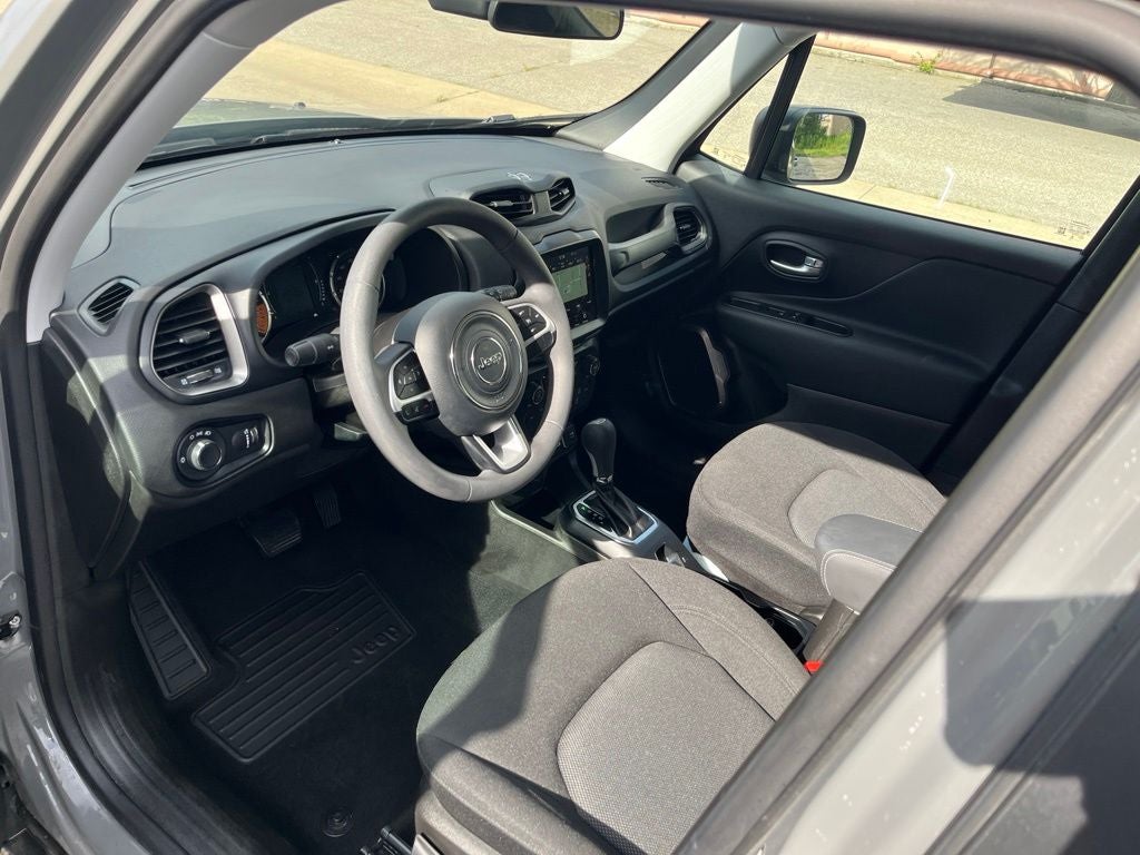 2023 Jeep Renegade Latitude